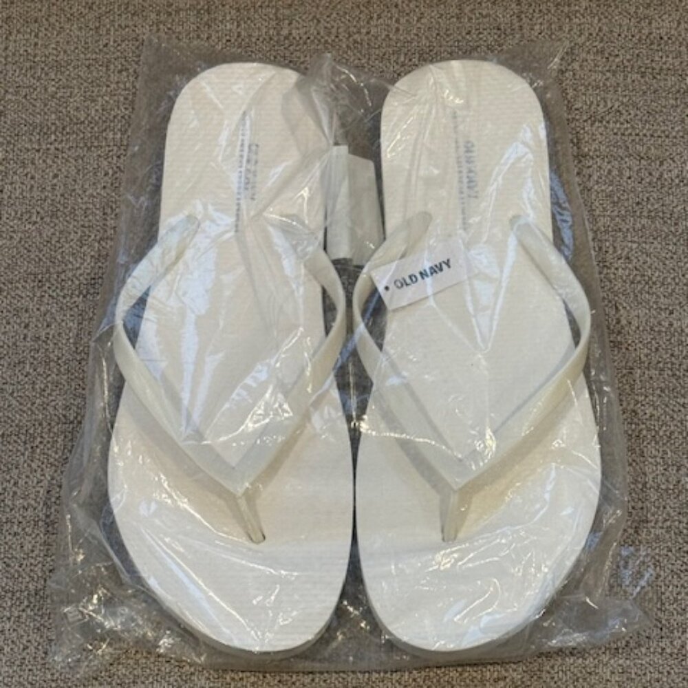 Old Navy Sugarcane (white) Flip-Flops - Size 10